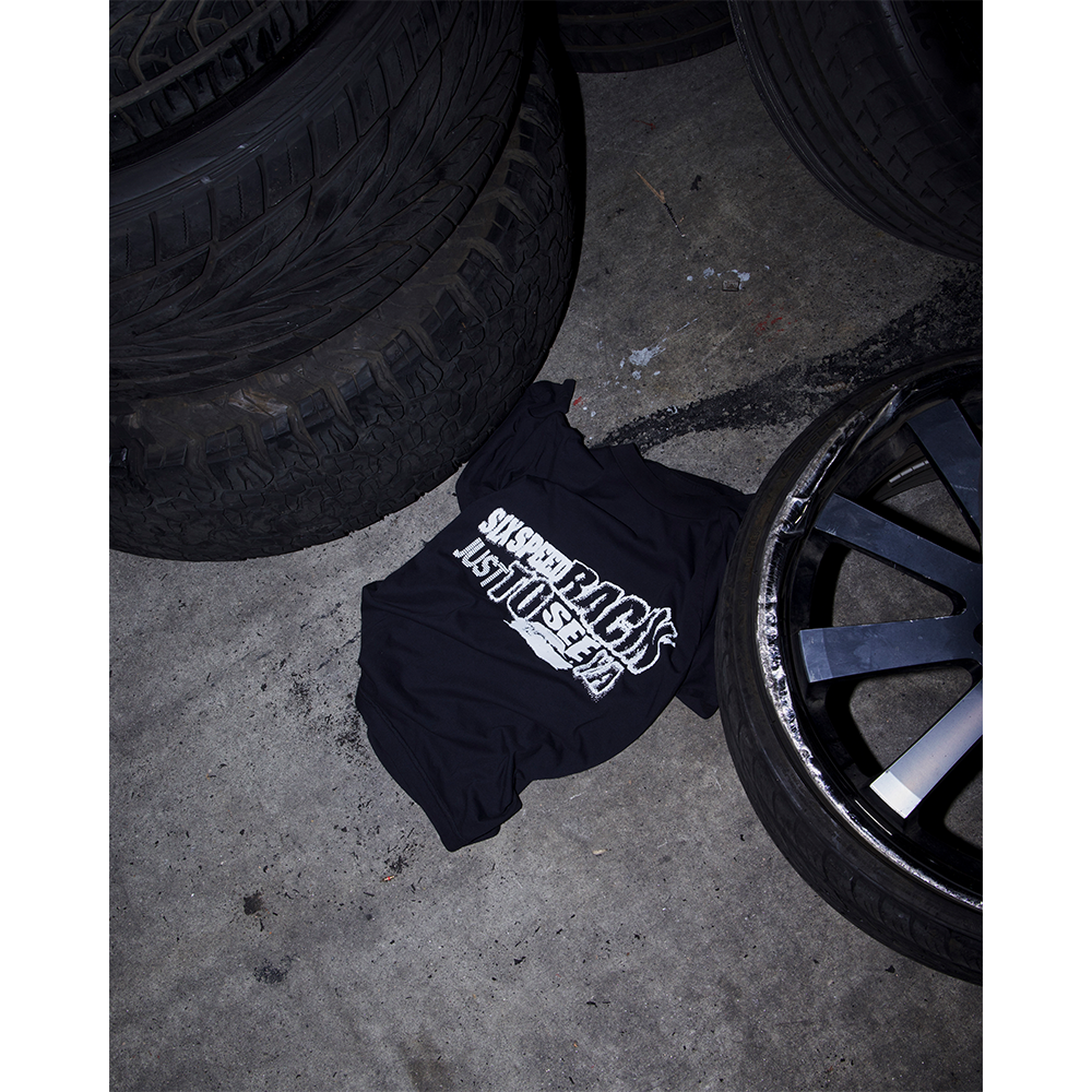 GUESS JEANS x keshi Black Tee Alt